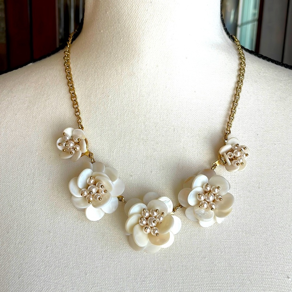 Talbots Posy Necklace - Picture 2 of 8